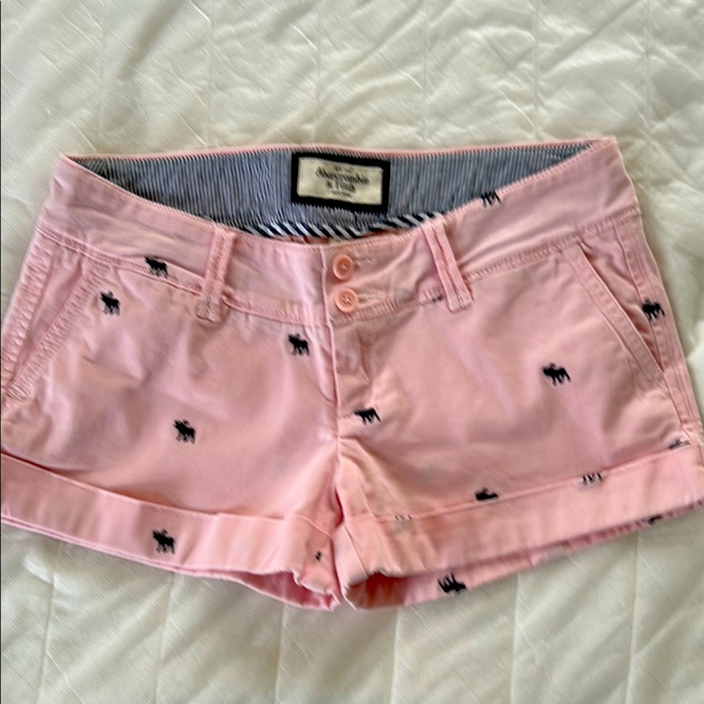 Abercrombie & Fitch Pink Women's Shorts